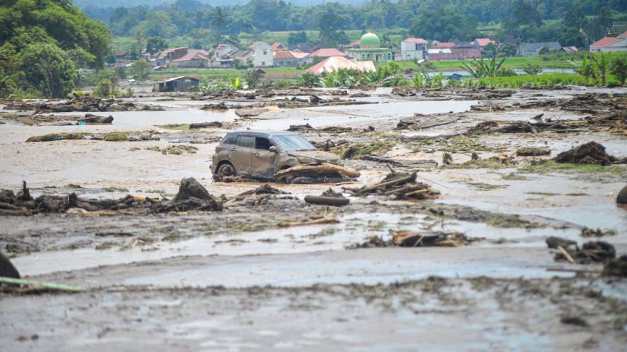 Indonesia flood death toll rises to 57 with 22 missing