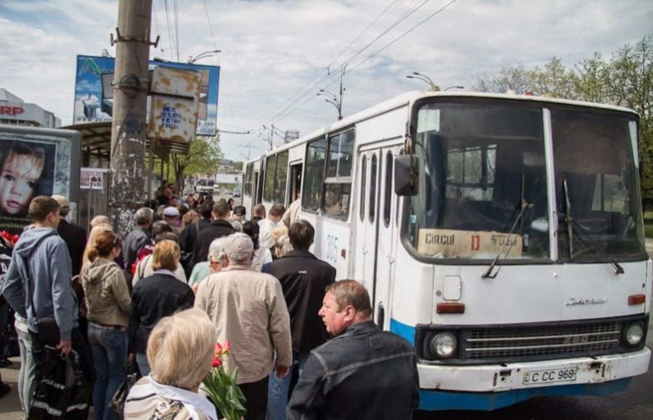 Primăria municipiului Chișinău va asigura de Paștele Blajinilor transport gratuit spre Cimitirul "Sfântul Lazăr"