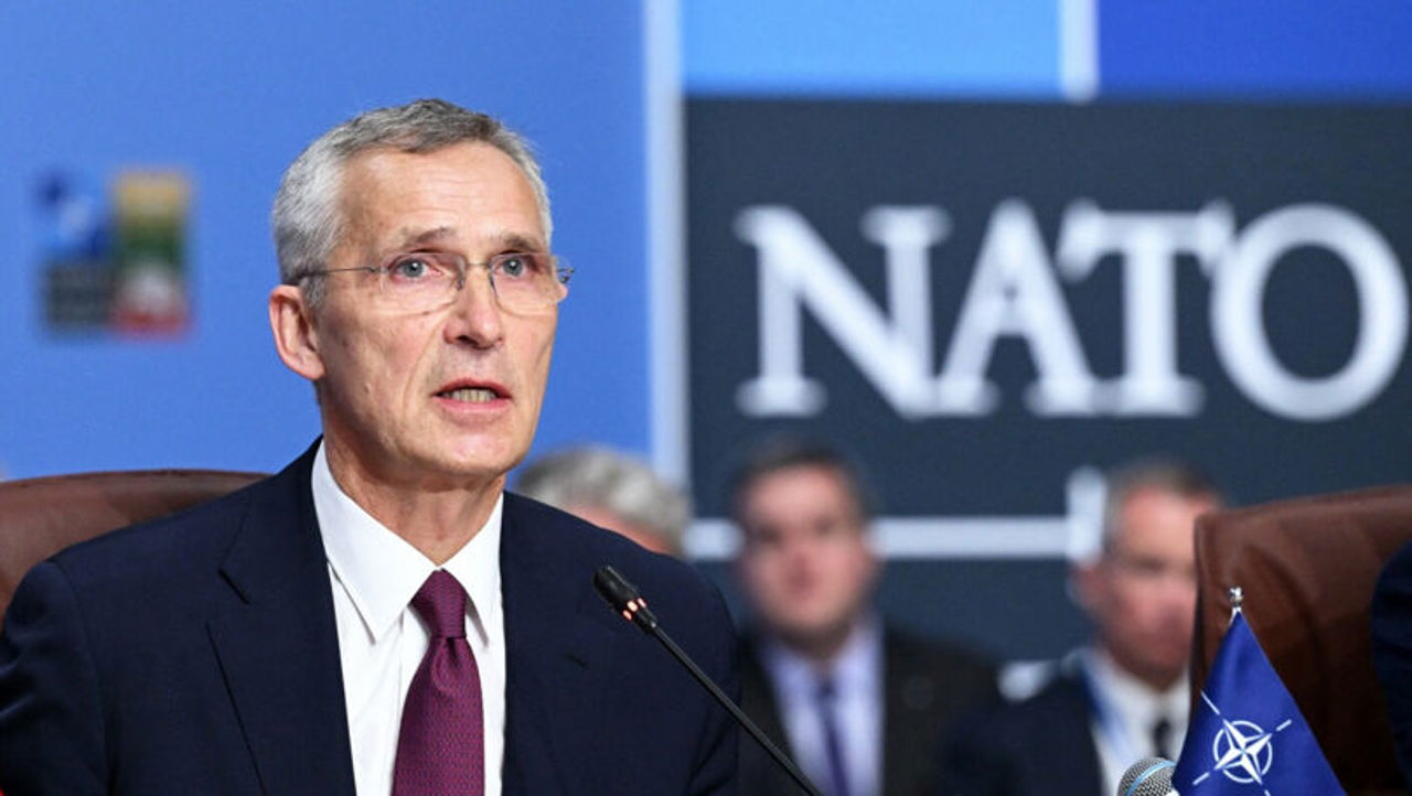 Doi ani de război în Ucraina // Jens Stoltenberg: Situația de pe câmpul de luptă rămâne extrem de dificilă, dar să nu ne pierdem speranța