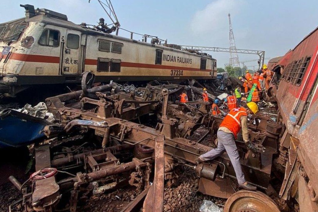 Железнодорожная катастрофа в Индии: есть погибшие и раненые