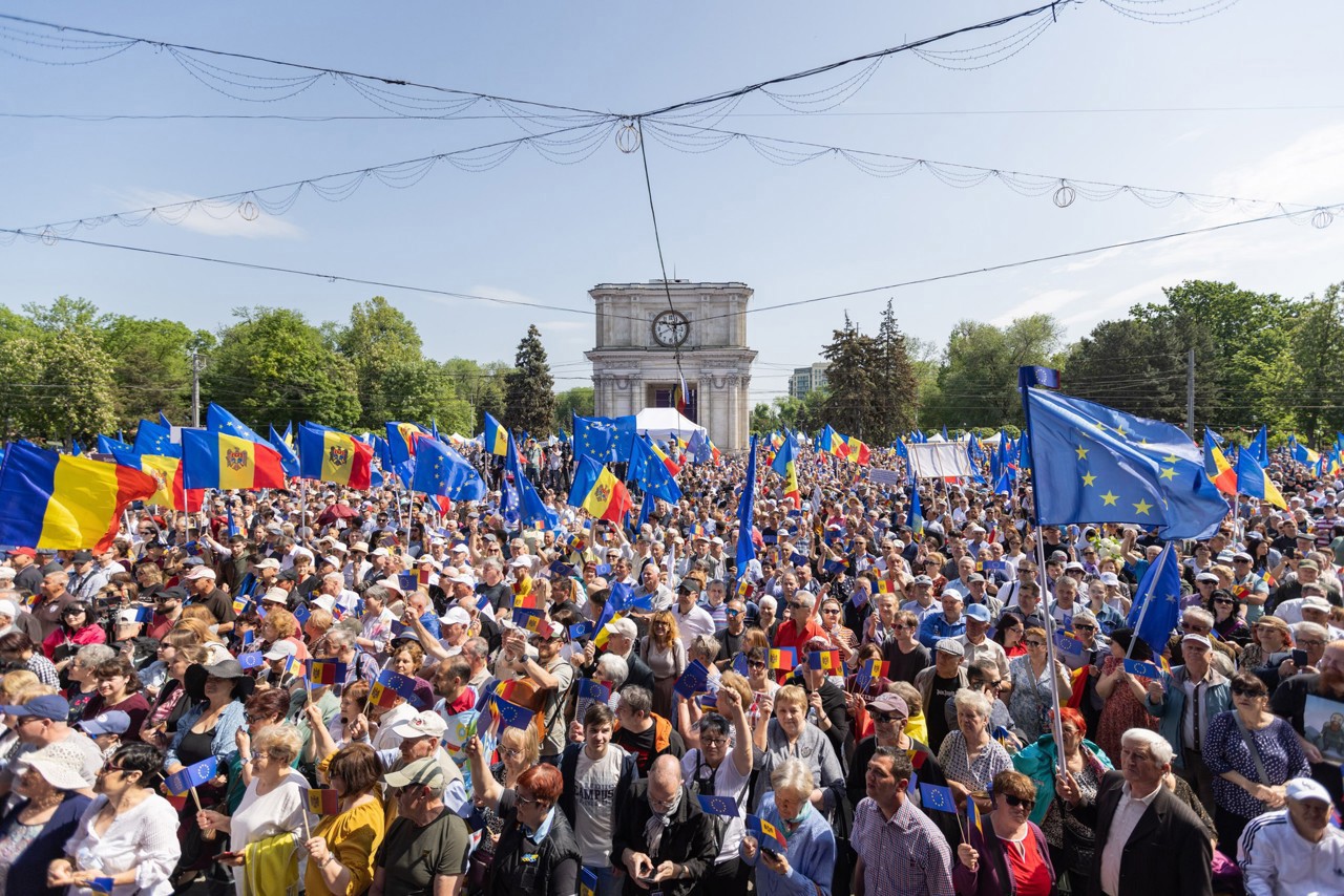 Ziua Victoriei & Ziua Europei, marcate în R. Moldova. Mesajul Guvernului: Să petrecem 9 mai cu omenie și fără politică