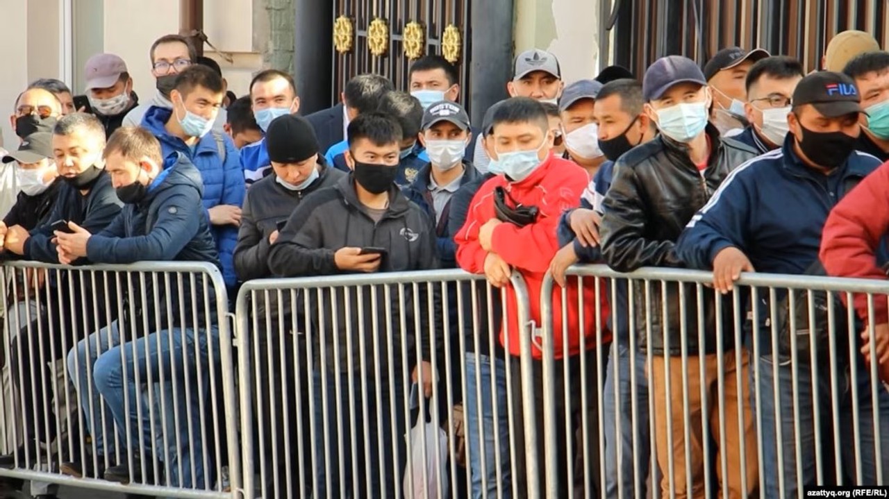 Cetățean kazah, deportat din Rusia după ce a refuzat să participe la războiul din Ucraina