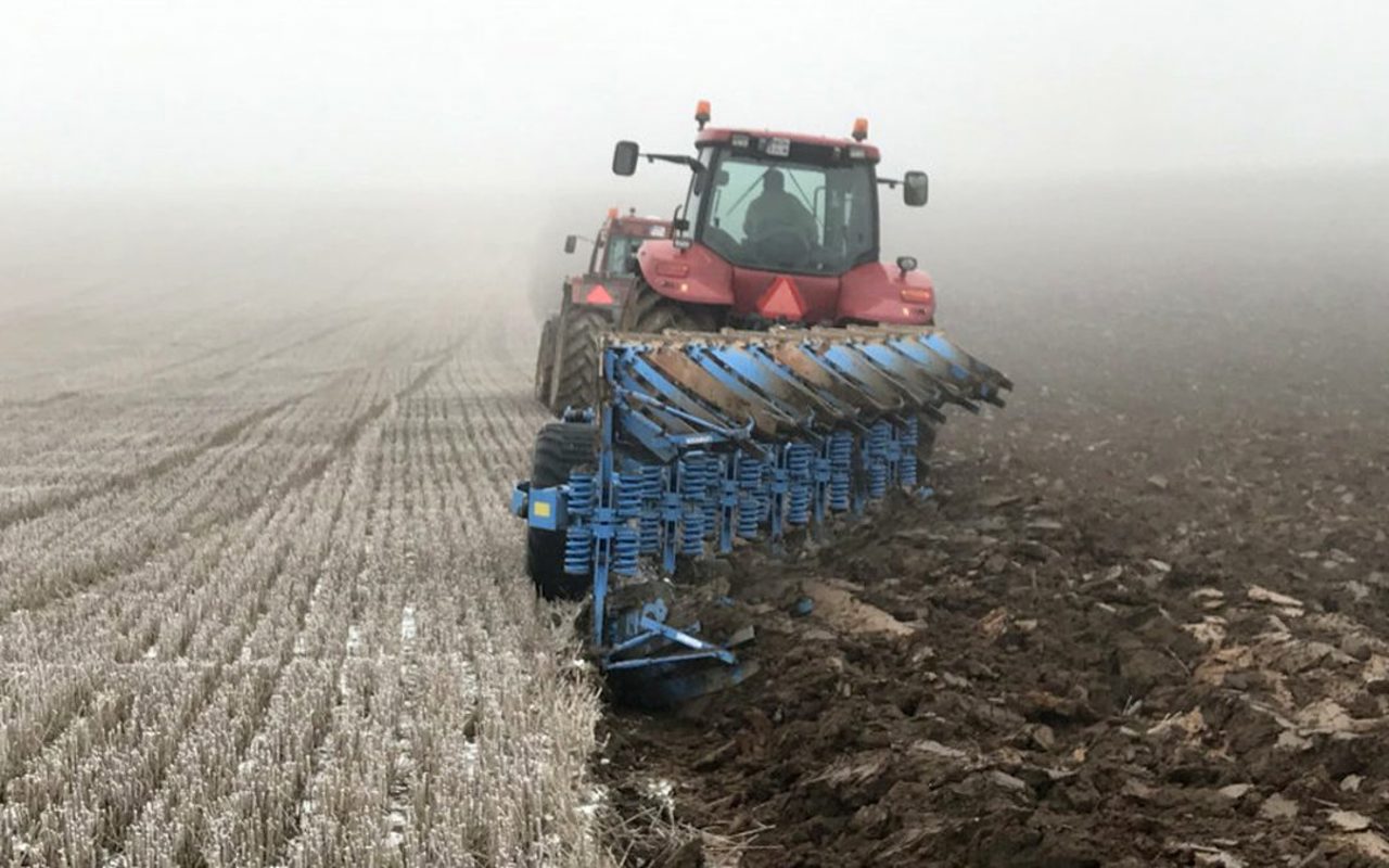 Obligațiuni în loc de bani pentru fermieri: Autoritățile analizează achitarea datoriilor la subvenții, agricultorii cer lichidități