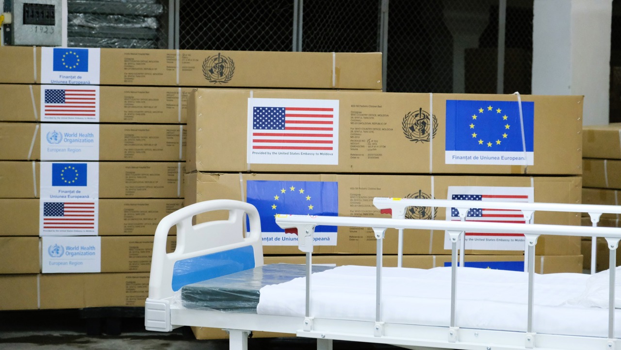Больницы Республики Молдова получили детские кровати - пожертвование от партнеров по развитию