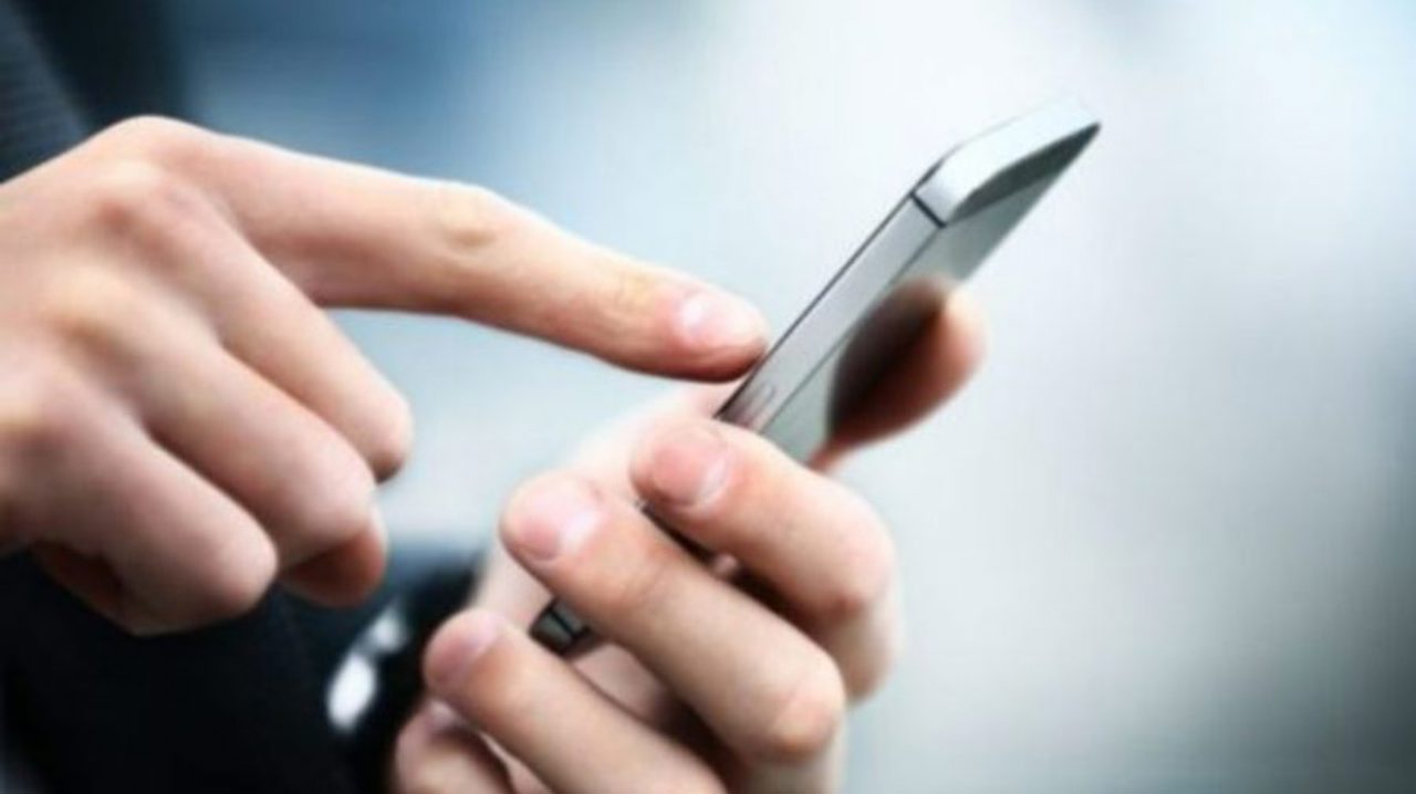 Un locuitor din capitală a rămas fără 100.000 de lei, sub pretextul unui accident rutier