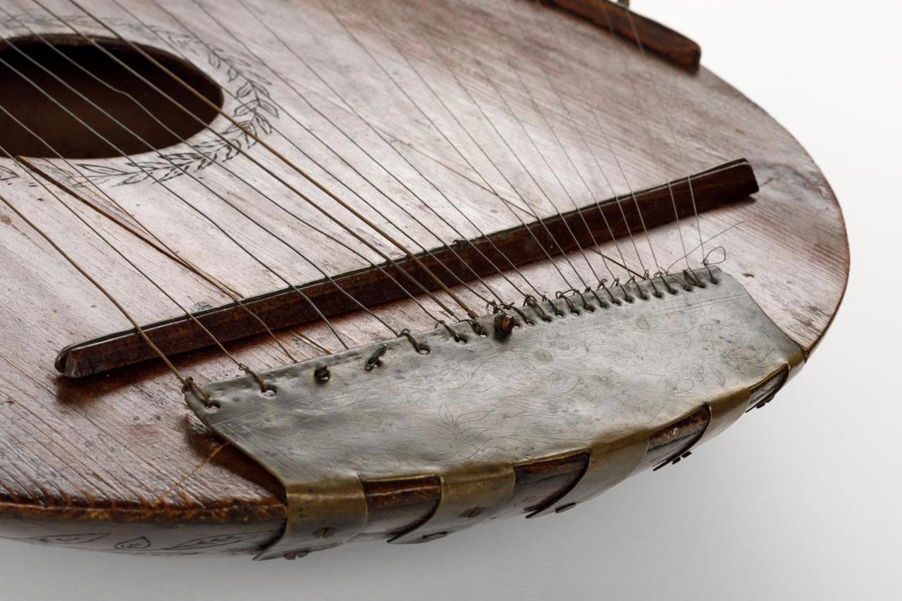 Культурное насление ЮНЕСКО: чем уникальна кобза и как ее изготавливают