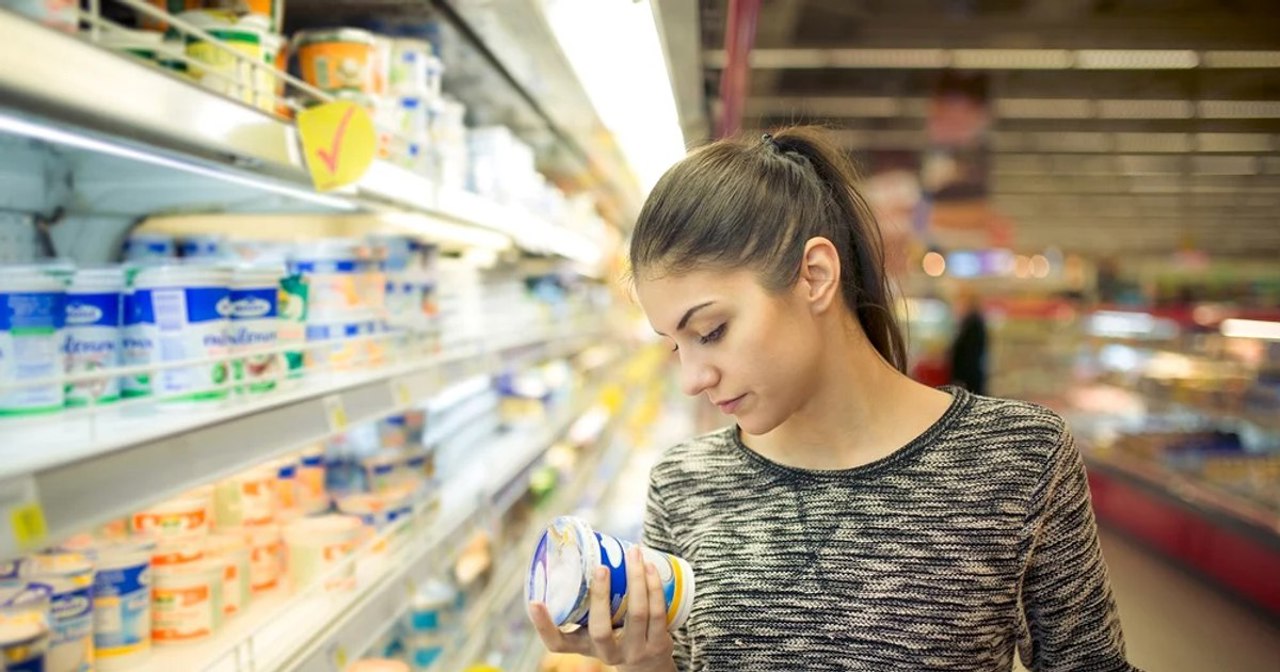 Opt din zece produse destinate copiilor sunt ultraprocesate. „Este important să fie citită eticheta produsului”, spun specialiștii 