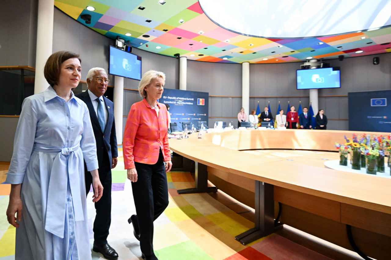 Al doilea summit UE–R. Moldova: Angajamente în 20 de puncte, sprijin financiar condiționat și un traseu european bazat pe merite