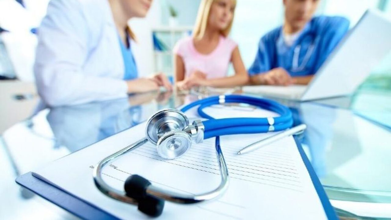 Moldova’s doctor exodus reverses: Half of graduates join district hospitals