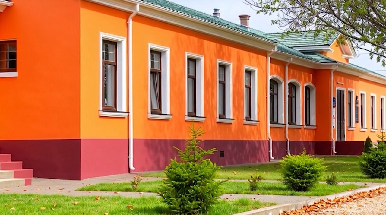 Campanie Moldova 1 | SALVAȚI CONACELE AFLATE ÎN PARAGINĂ. Conacul „Russo” din Drochia, „restaurat” cu termopane: „Trebuie să fim atenți”