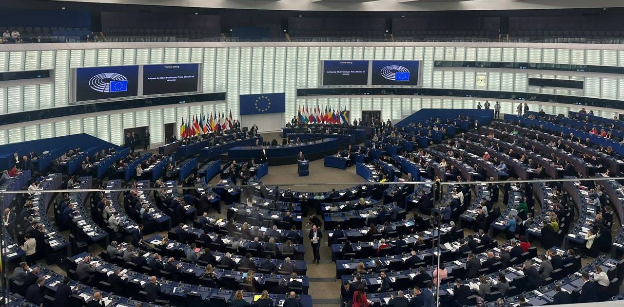 Parlamentul European adoptă poziția privind extinderea UE: Marta Kos nu vrea „Niciun cal troian”, iar Dan Barna cere eliminarea capcanei unanimității