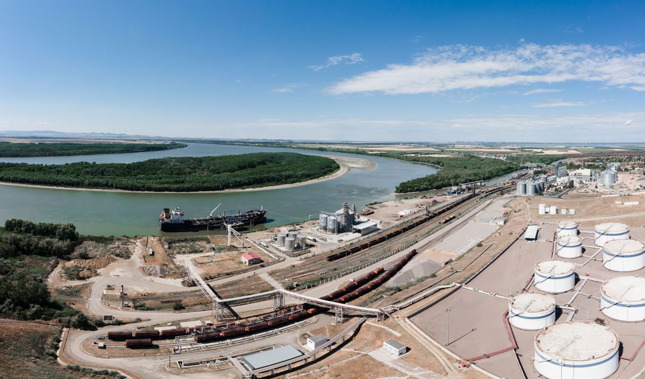 România a cumpărat portul Giurgiulești, unicul port maritim-fluvial din R. Moldova