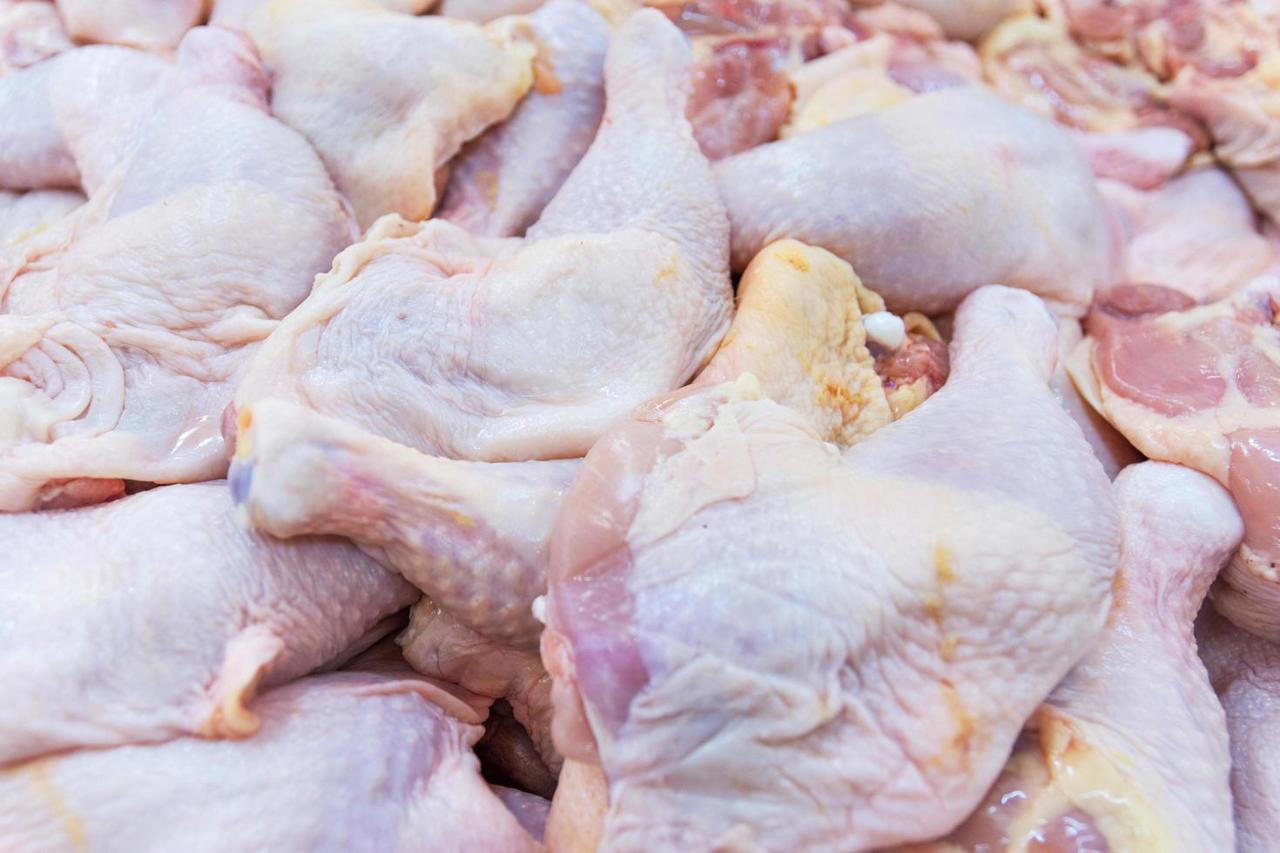 Import de carne contaminată, stopat la graniță: 21 de mii de kilograme, returnate producătorului