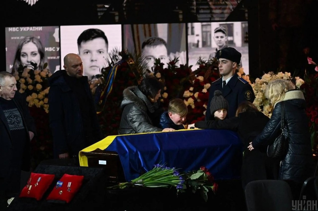 Ukraine bids farewell to the victims of the Brovari plane crash