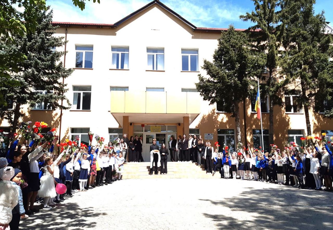 „Liceul nostru are viitor”: Instituția de învățământ de la Cruglic devine Școală Model
