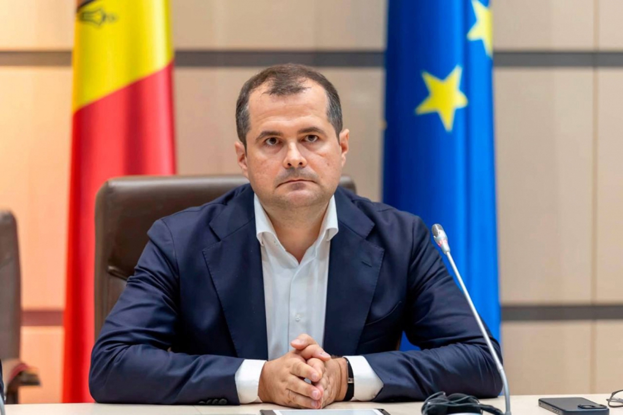Премьер Молдовы назвал ошибкой выдачу виз афганской делегации