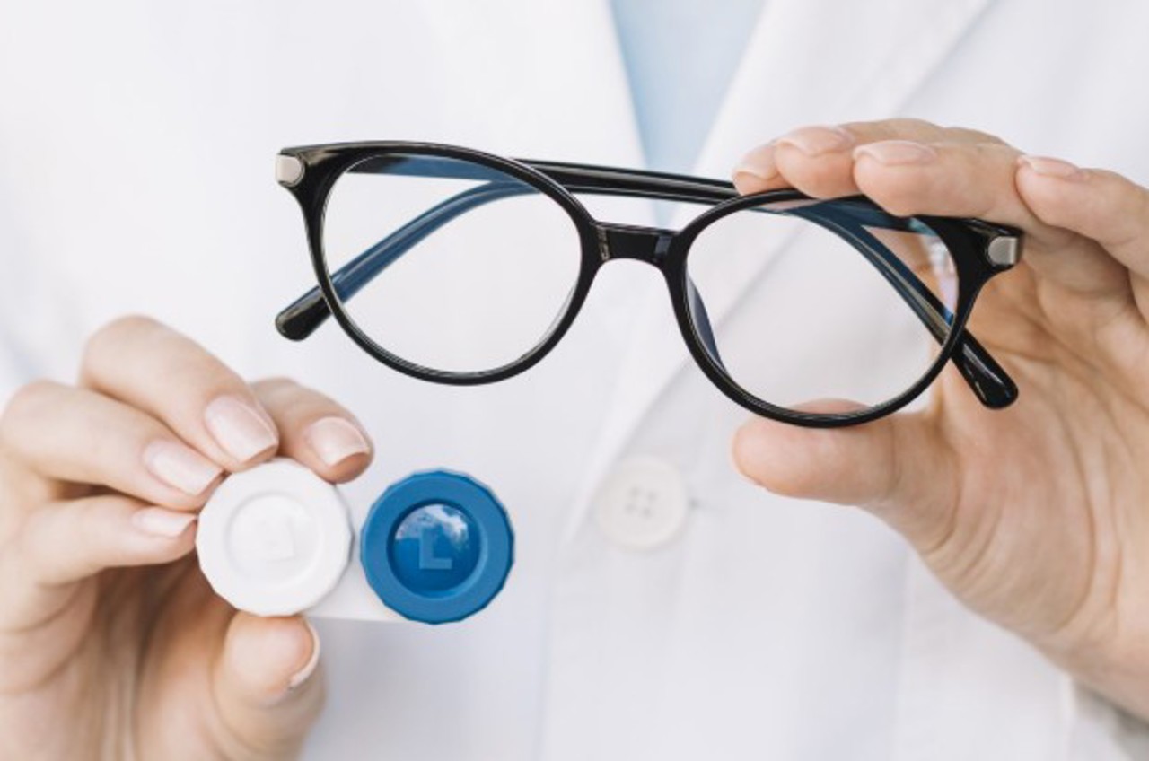 Eye health tips: The role of glasses, lenses, and screen time