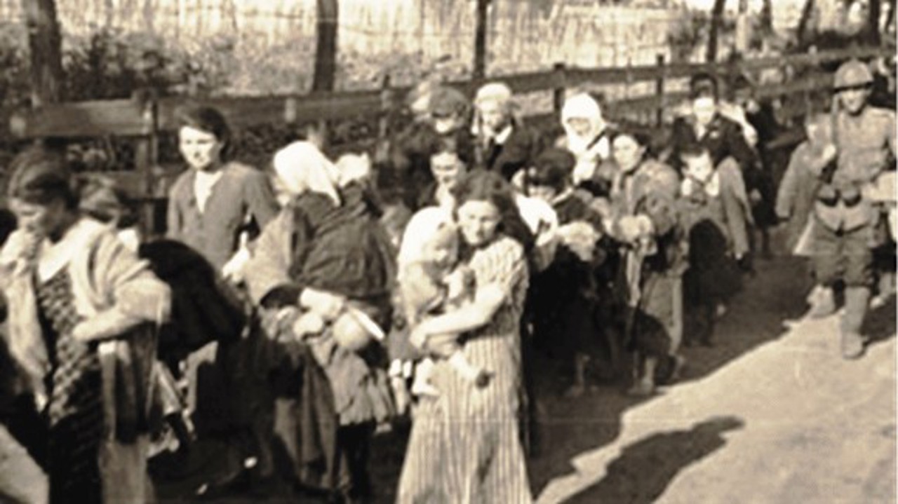 „Katynul românesc” sau 85 de ani de la masacrul de la Fântâna Albă: Cum a fost împușcată o coloană de civili care voia să ajungă în România