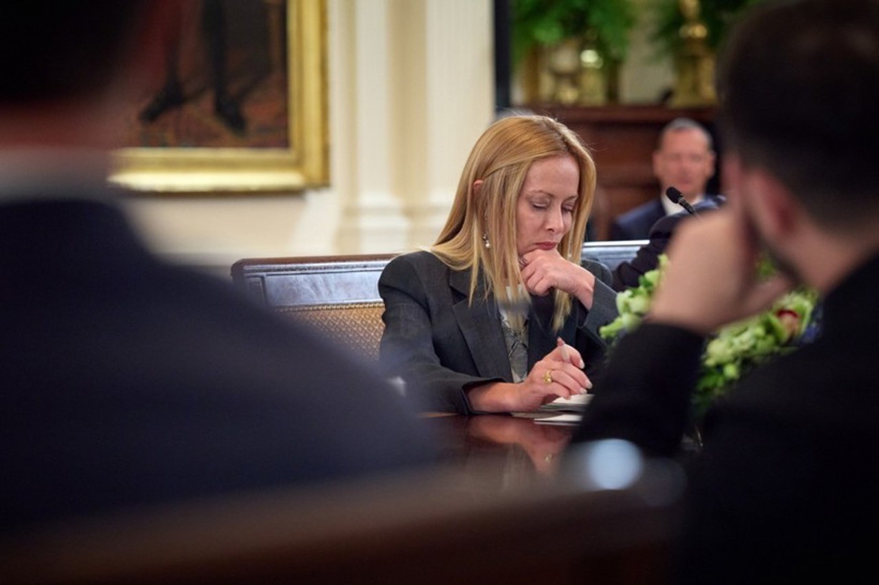 European leaders discuss security deal for Ukraine