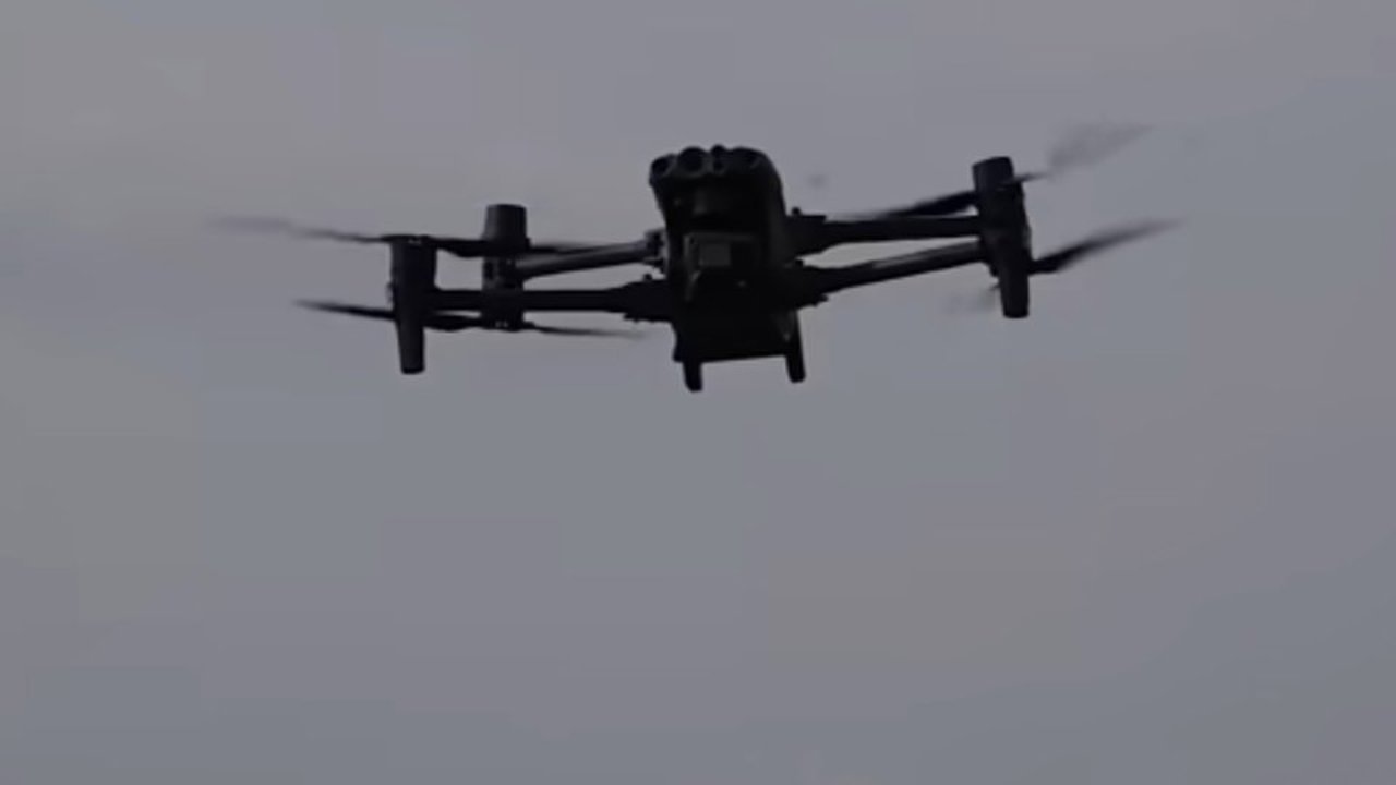 O dronă a căzut în grădina unui locuitor din orașul Otaci. Poliția: Aparatul nu conține încărcătură explozivă 