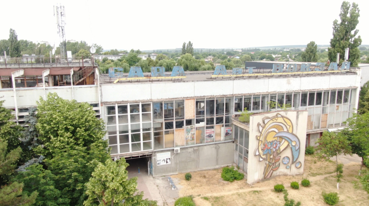 Degradare totală la autogara din Bălți: pasagerii cer schimbări urgente