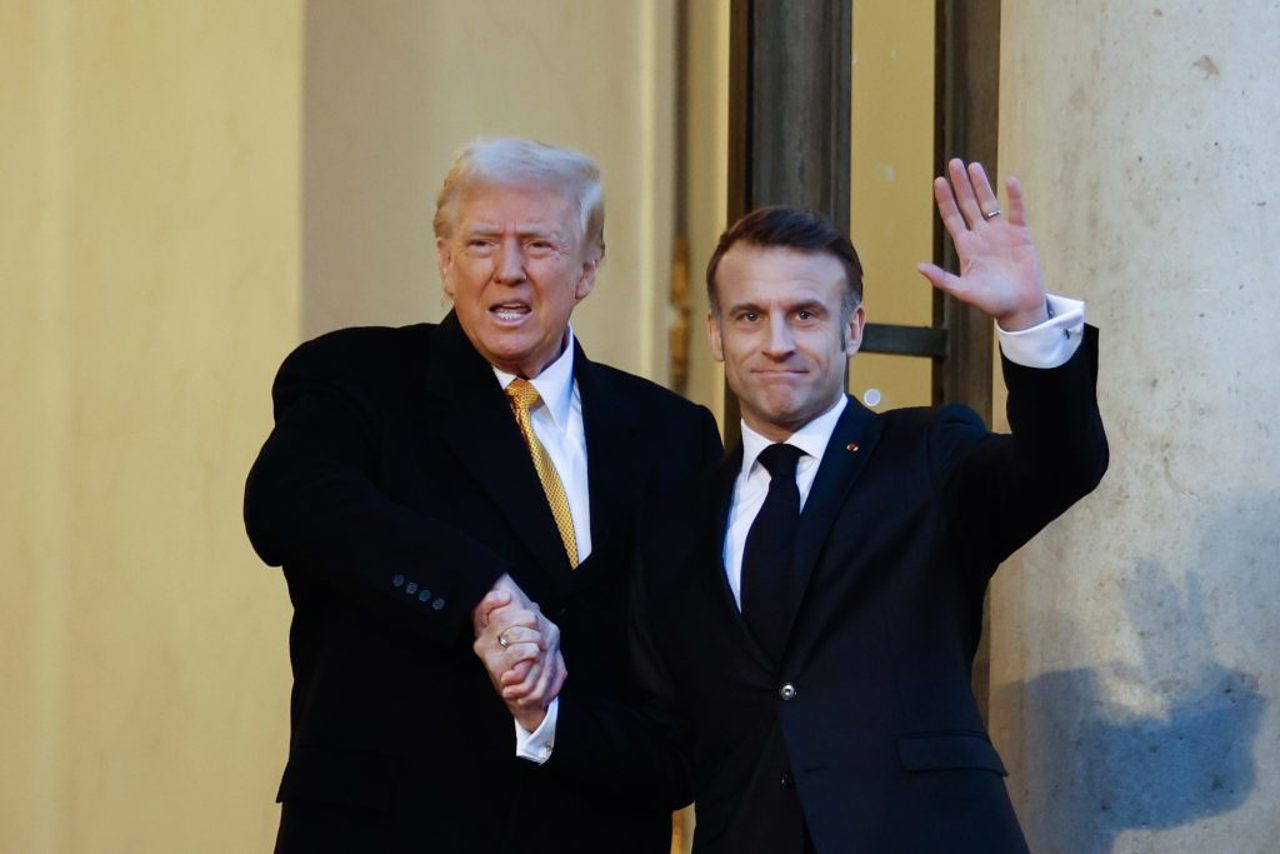 Macron acuză SUA, la Davos, că „încearcă să subordoneze Europa”: Trump ripostează publicând mesaje private ale liderului francez