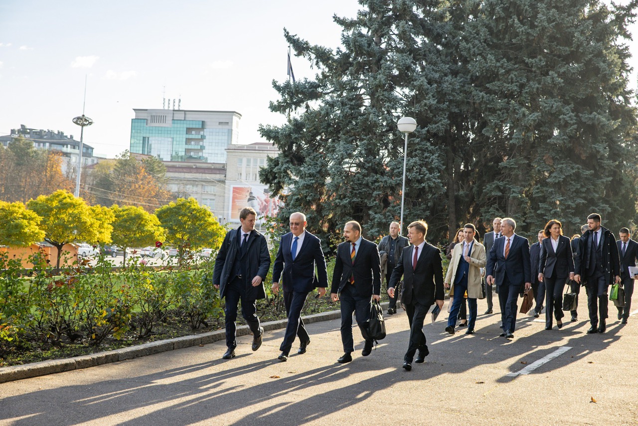 The new Government will take the oath of office on Saturday, November 1