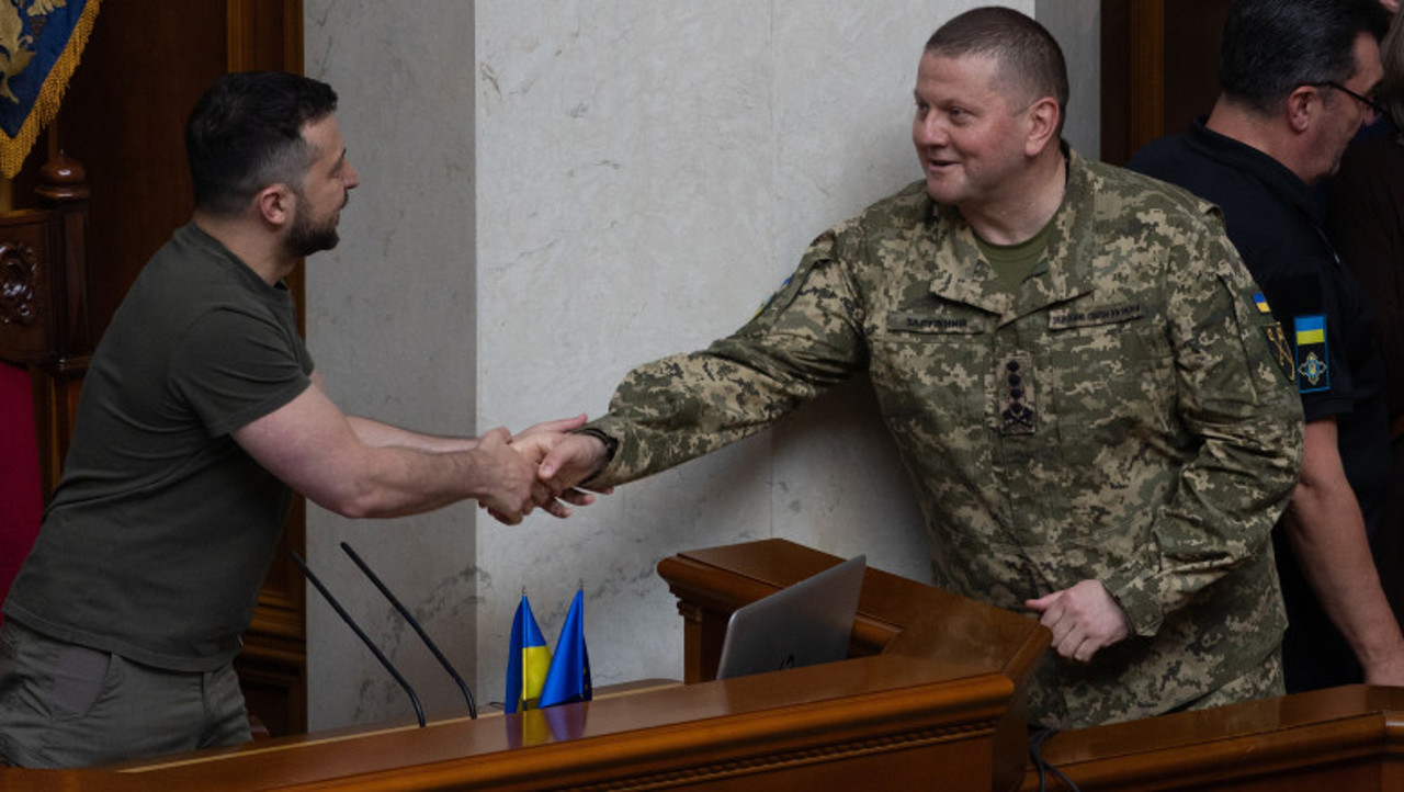 Generalul Valeri Zalujnîi este noul ambasador al Ucrainei în Regatul Unit