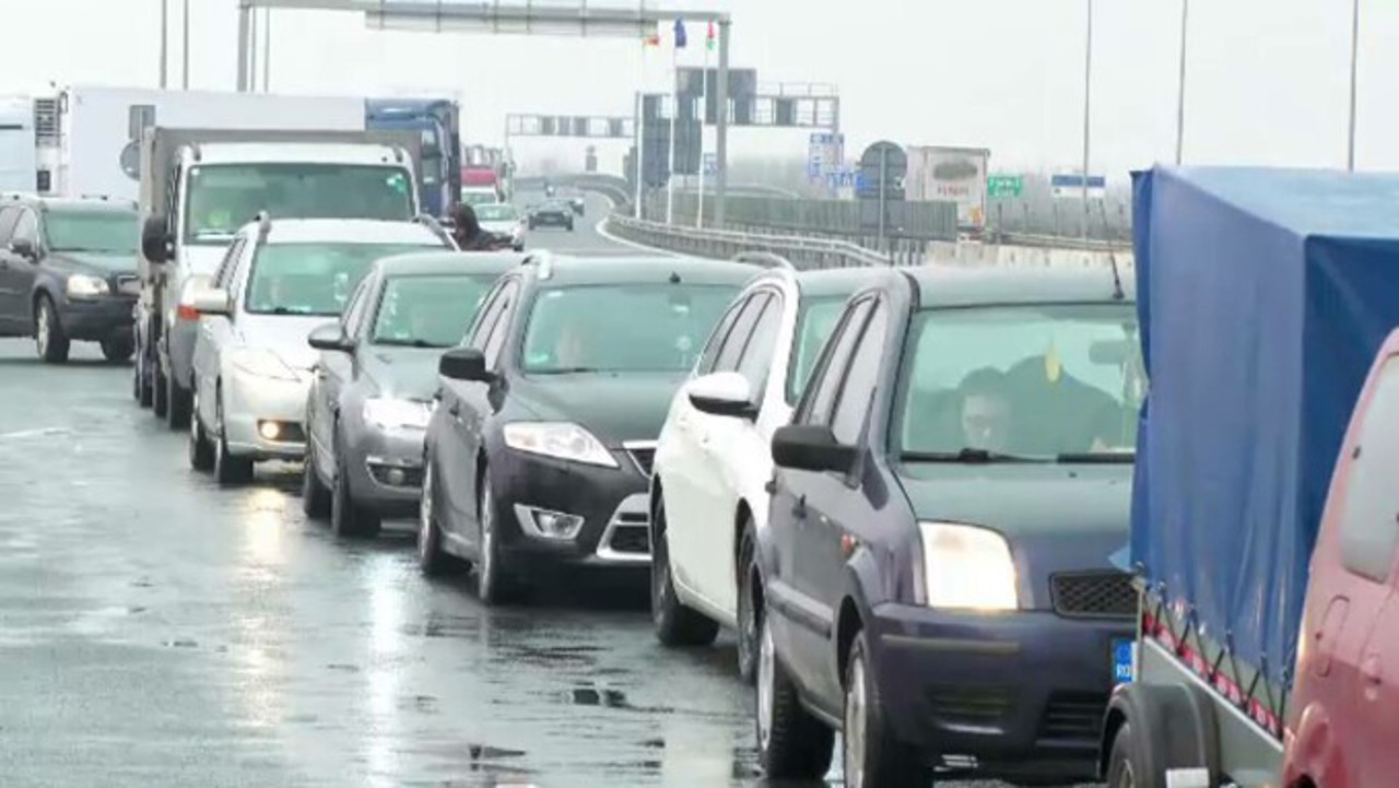 Aglomerație în vămi: Mulți moldoveni stabiliți în străinătate revin acasă de sărbătorile pascale 