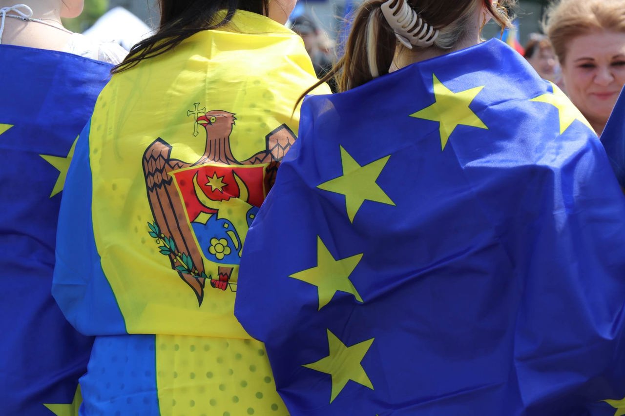 Еврокомиссия предложит начать переговоры c Молдовой и Украиной о вступлении в Евросоюз в июне — Financial Times