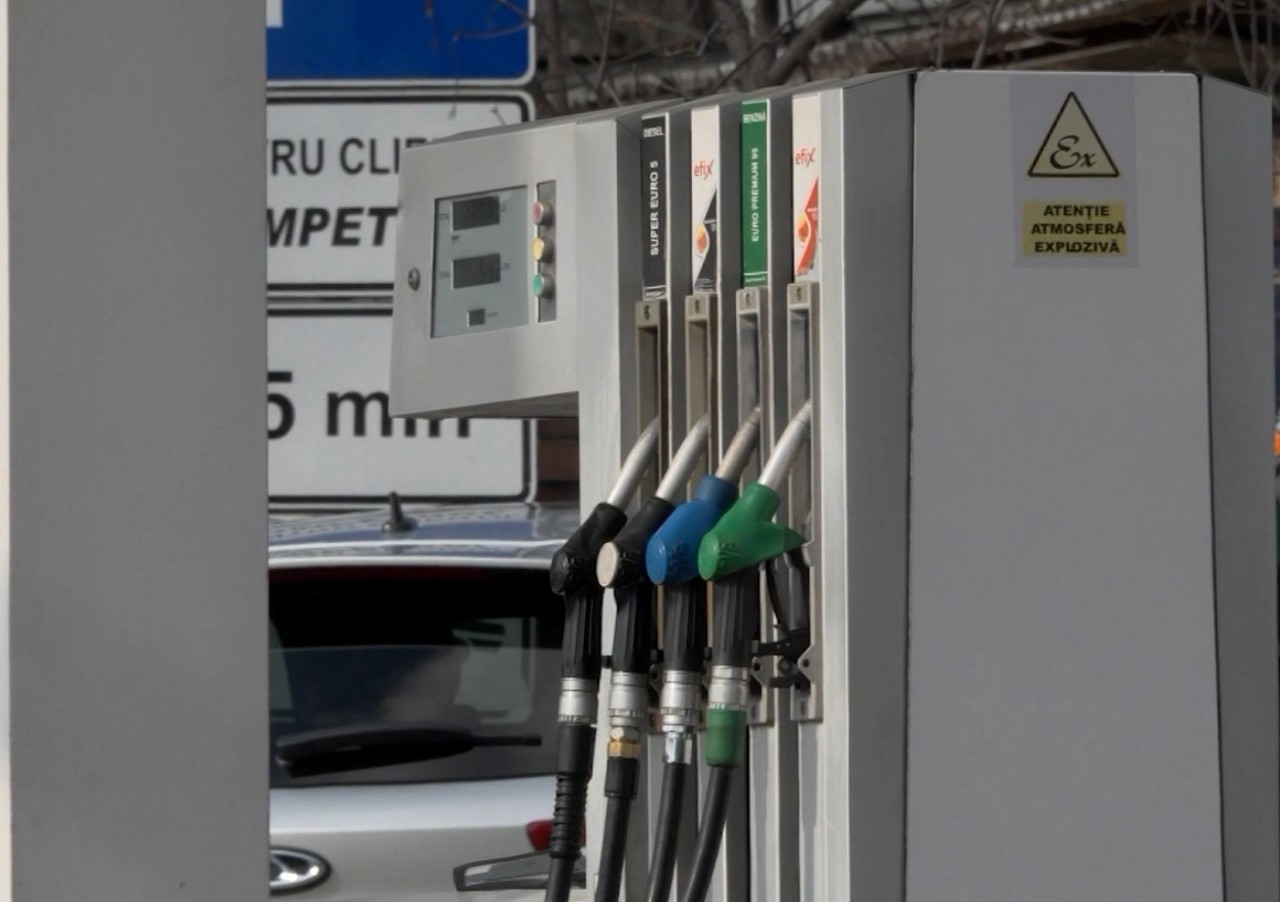 Sistarea exporturilor de petrol din Kazahstan lovește în prețurile la carburanți din R. Moldova