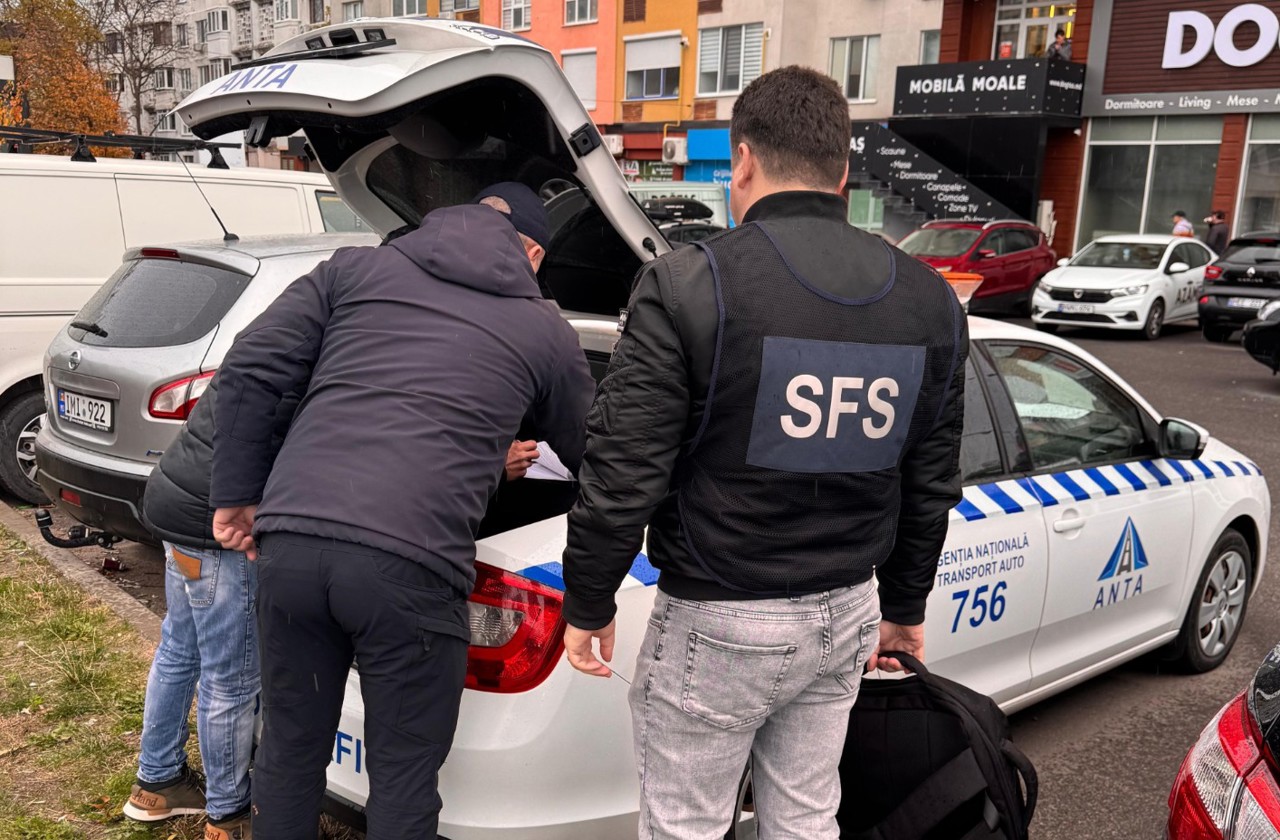 Ten people fined over 21,500 lei for illegally providing taxi services in Chisinau