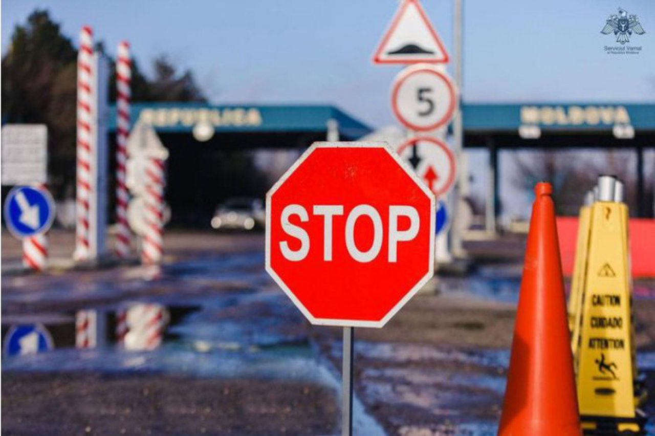 Three border crossing points with Ukraine suspended their activity