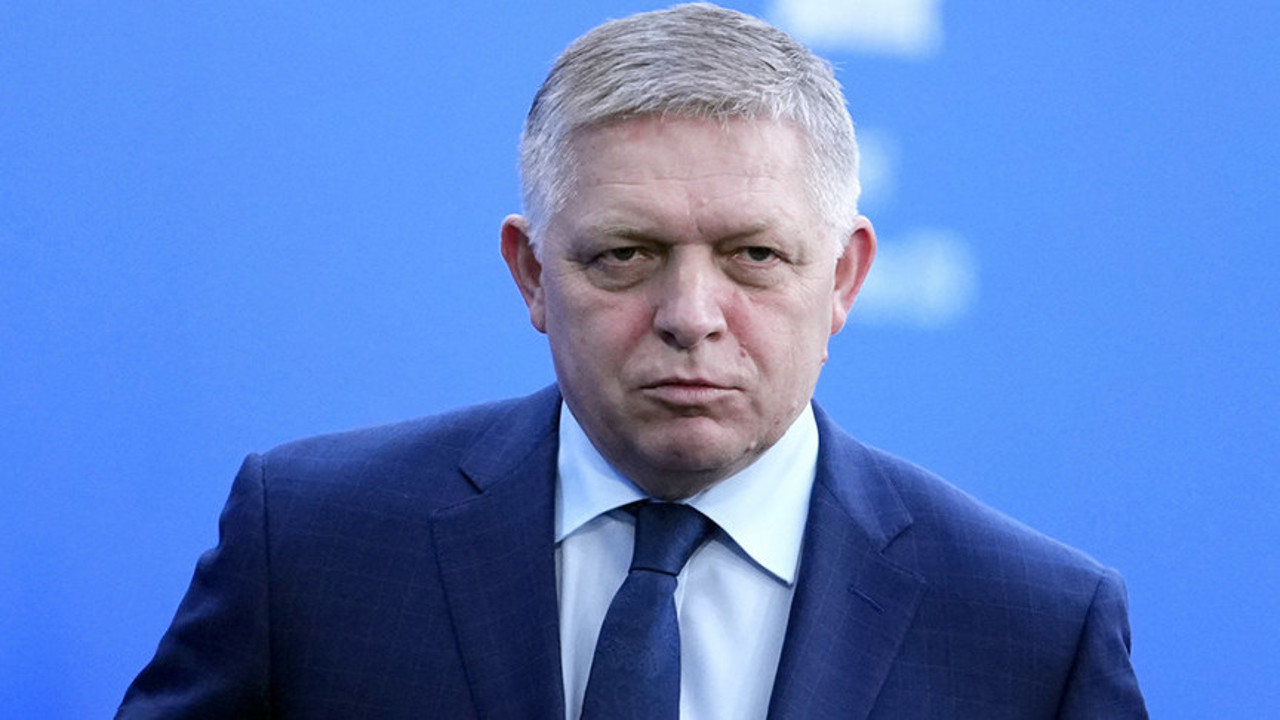Роберт Фицо: Словакия будет блокировать те санкции в отношении России, которые наносят ущерб интересам страны