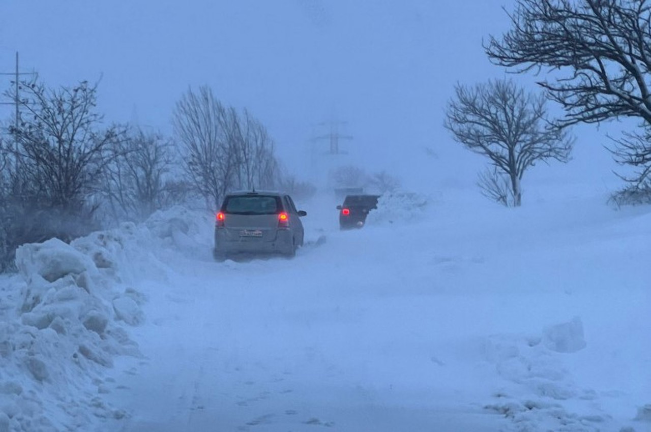 Румыния: Красный код для плохой погоды в нескольких уездах. Сотни людей были спасены