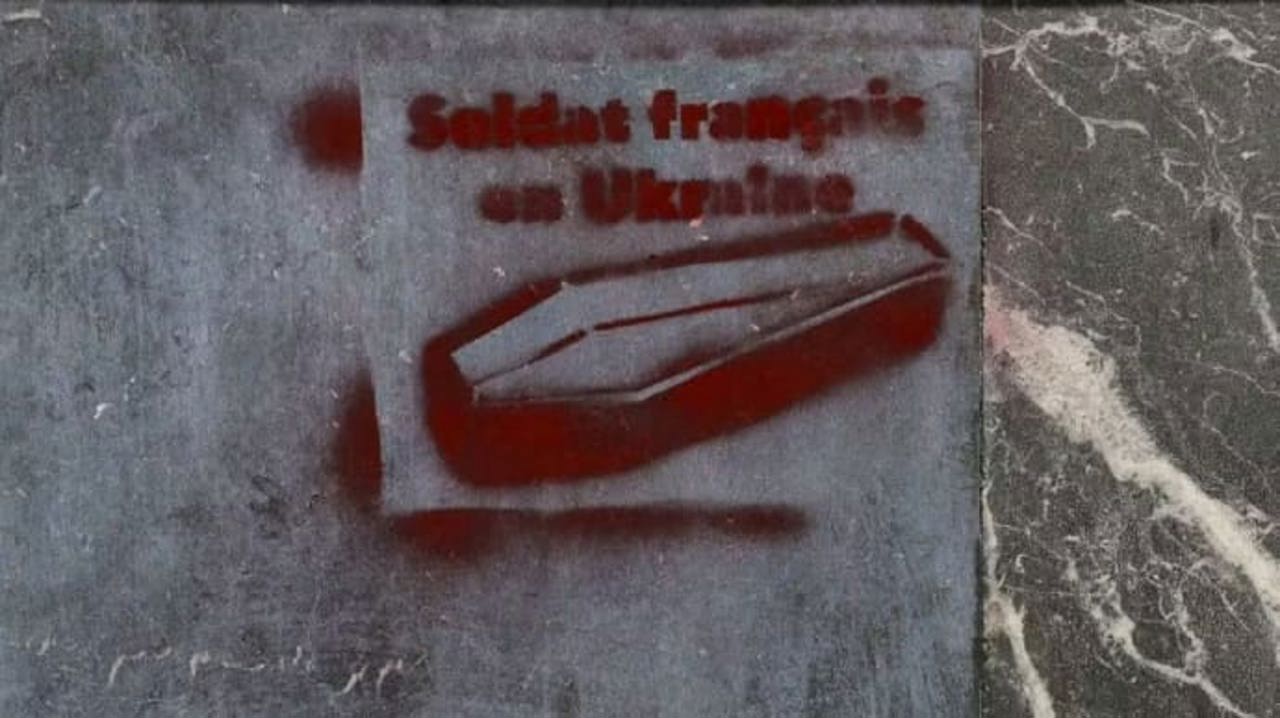 Suspected Foreign Interference as Moldovans Arrested for Paris Graffiti