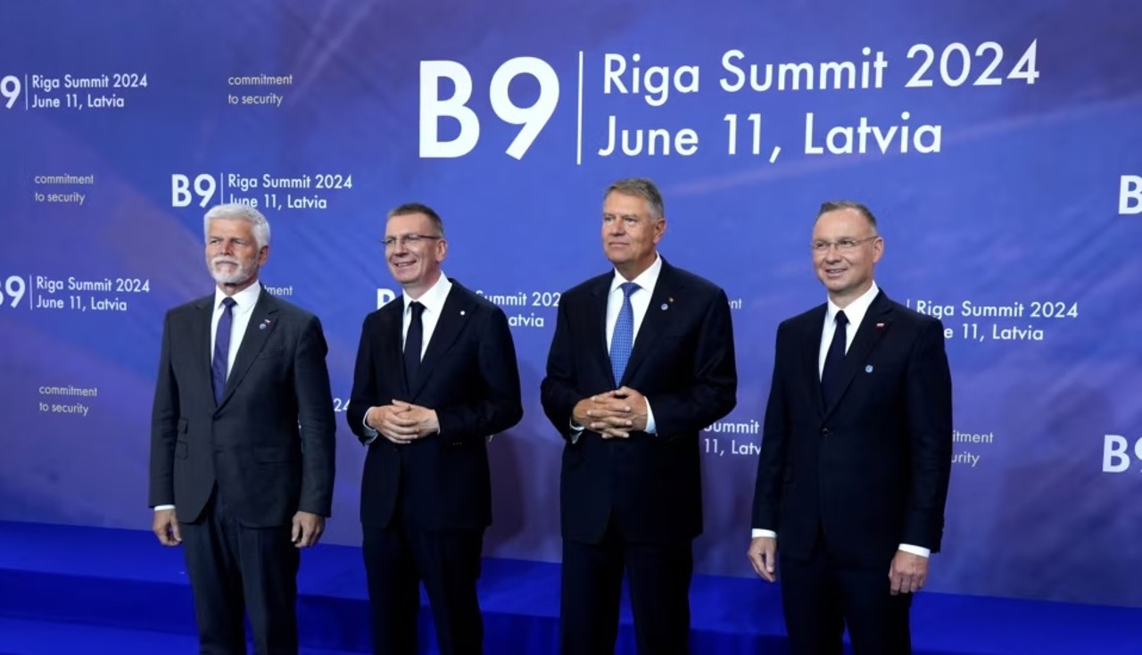 Представители В9 на саммите в Риге: Вредоносная гибридная активность России в странах НАТО вызывает глубокое беспокойство