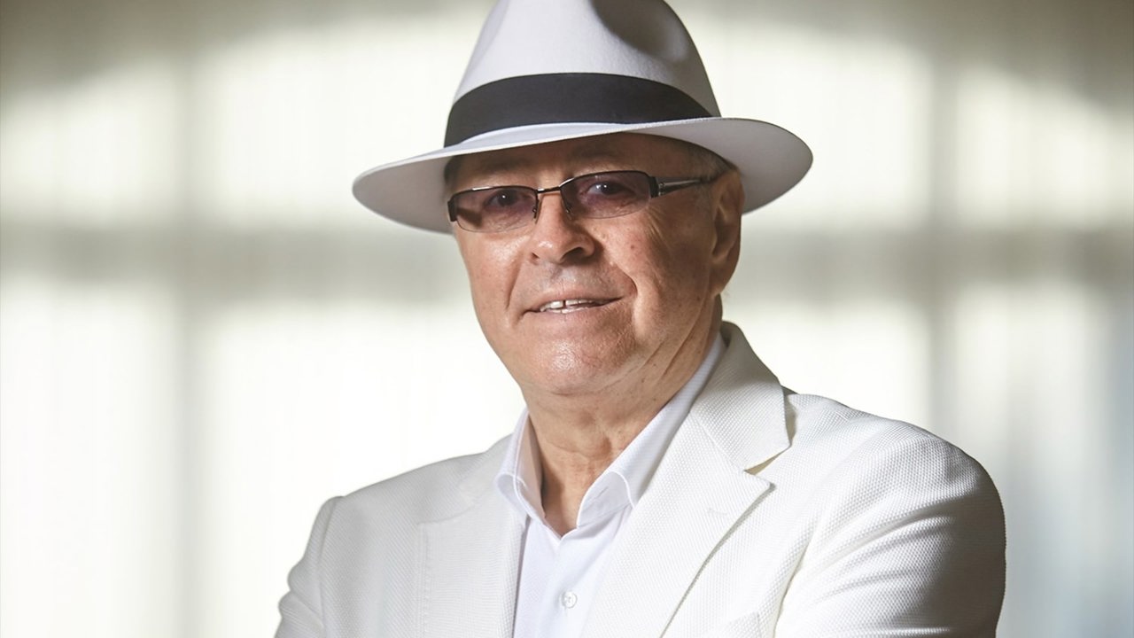 Известный певец Ион Суручану продолжит лечение в Германии