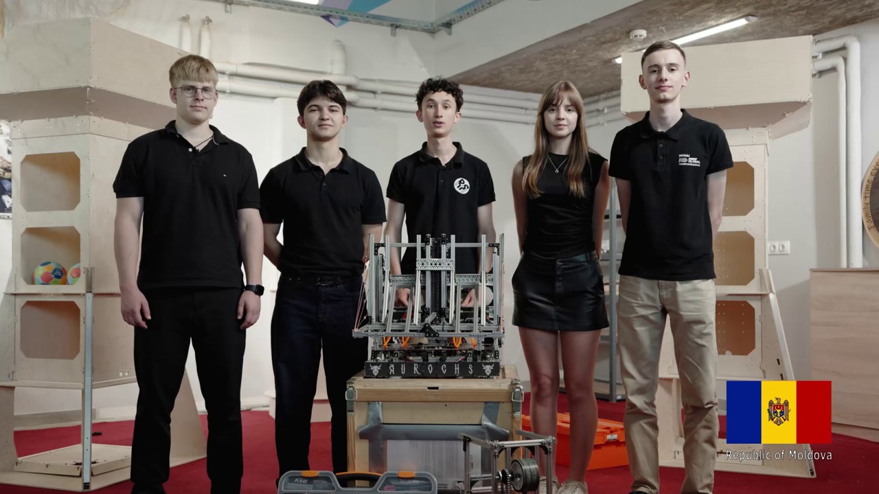 Robot capabil să planteze copaci pe pante abrupte și degradate: echipa de robotică a R. Moldova, printre finalistele competiției FIRST Global Challenge 2025