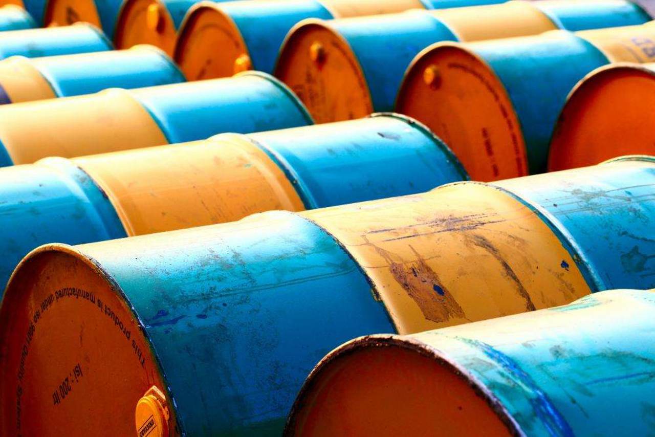 Prețurile petrolului ating cel mai ridicat nivel din 2022: Trump ia în calcul extinderea blocadei împotriva Iranului