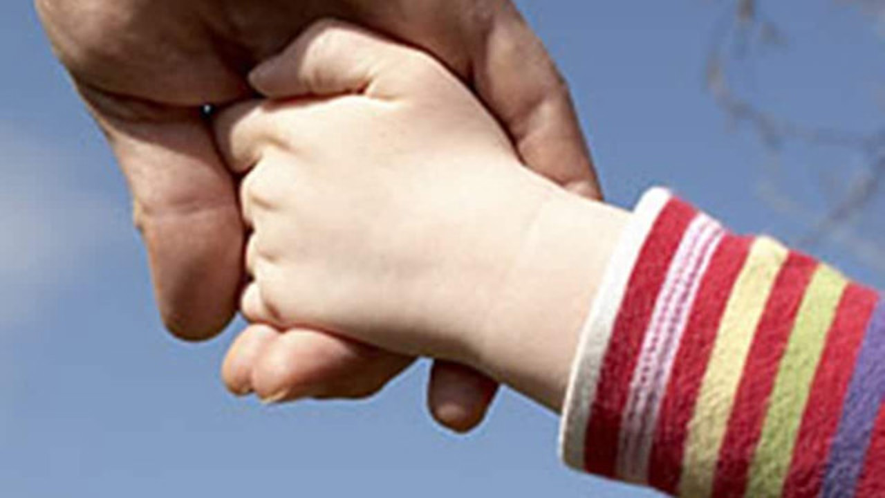 Adopția în R. Moldova sau drumul copiilor spre o familie: „Am simțit că au nevoie de mine”