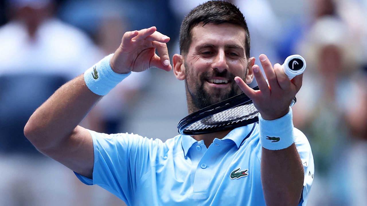 Voie bună și scandal la US Open: Novak Djokovic a imitat un violonist, iar Elena Ostapenko s-a dat în stambă 