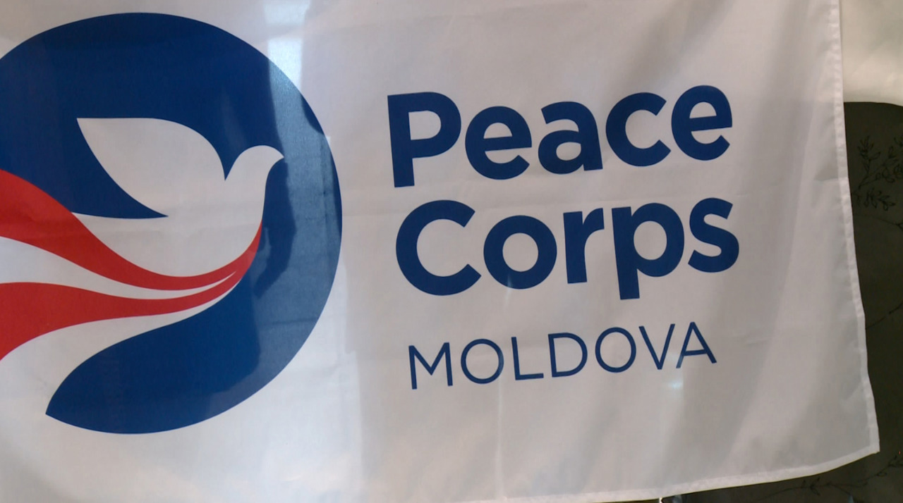 American volunteer impressed by village life: "I'm happy to work with Moldovan children"