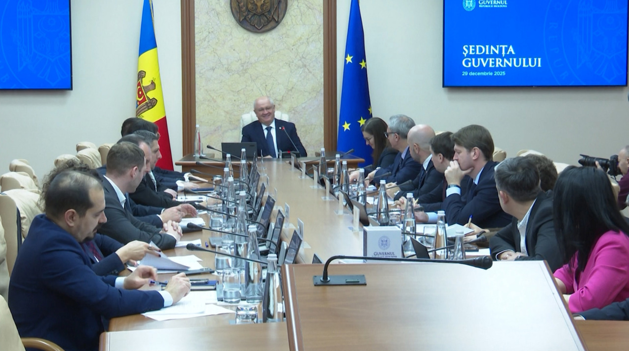 Ce își propune Guvernul în 2026: reforme în infrastructură, educație și protecție socială