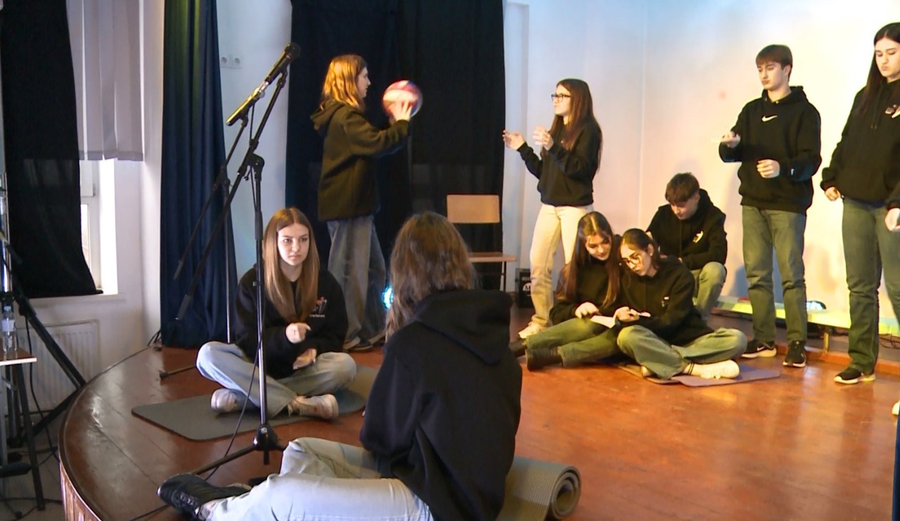 "Home - Safe": Youth theatre tackles domestic violence