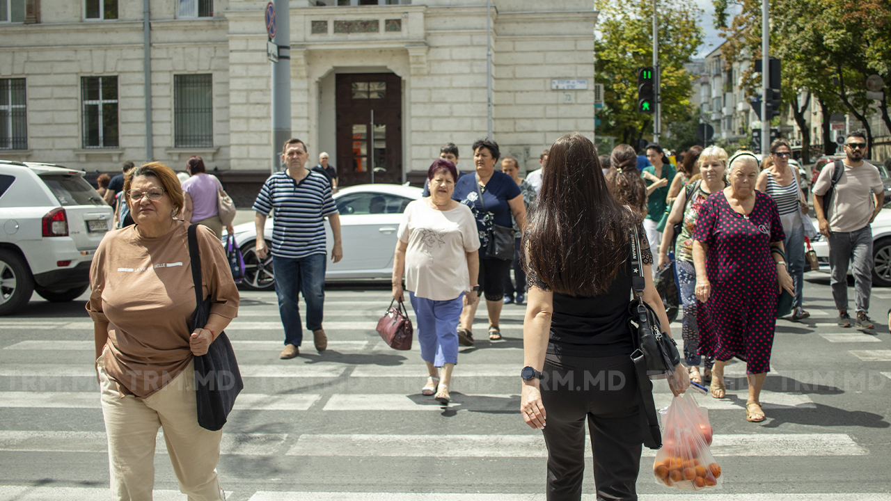 Chișinău: Lipsa spațiilor verzi, densitatea clădirilor și asfaltul intensifică efectul de „insulă de căldură urbană”