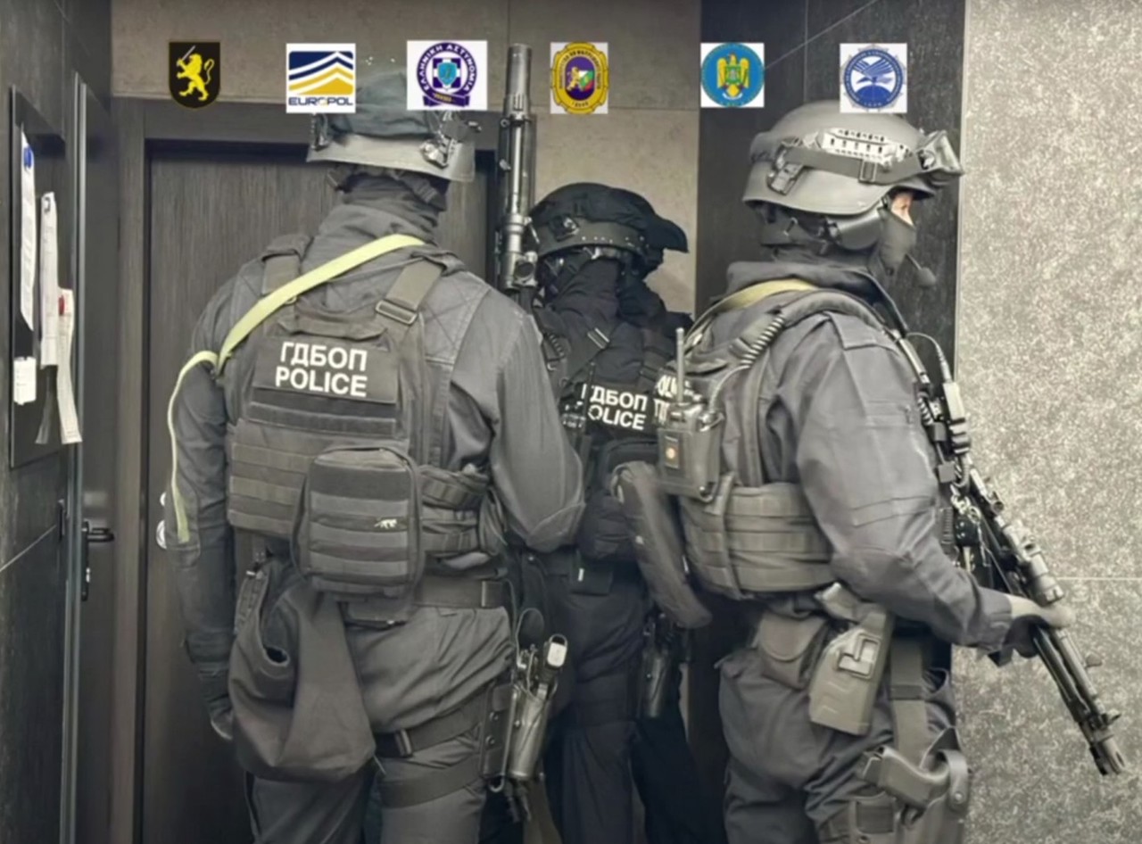 Grupare criminală specializată în migrație ilegală, destructurată în Bulgaria. Ofițeri din R. Moldova au participat la operațiune