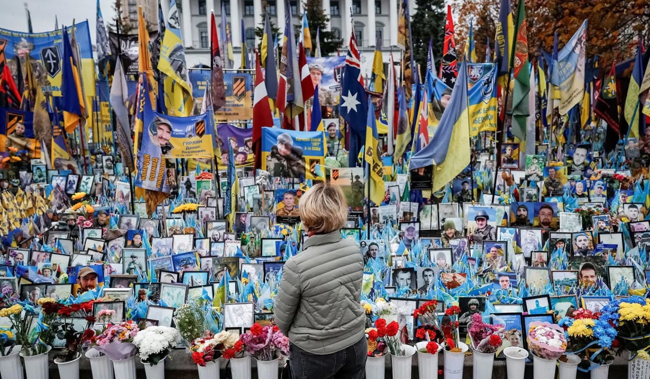 „Ucraina a ales să reziste și a rămas în picioare” –  mesaje ale autorităților la patru ani de război