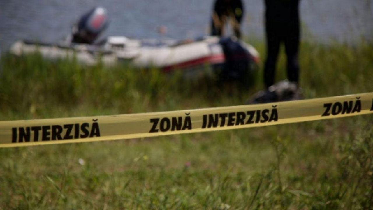 Salvatorii au recuperat cadavrul unui bărbat din iazul de la Dănceni 