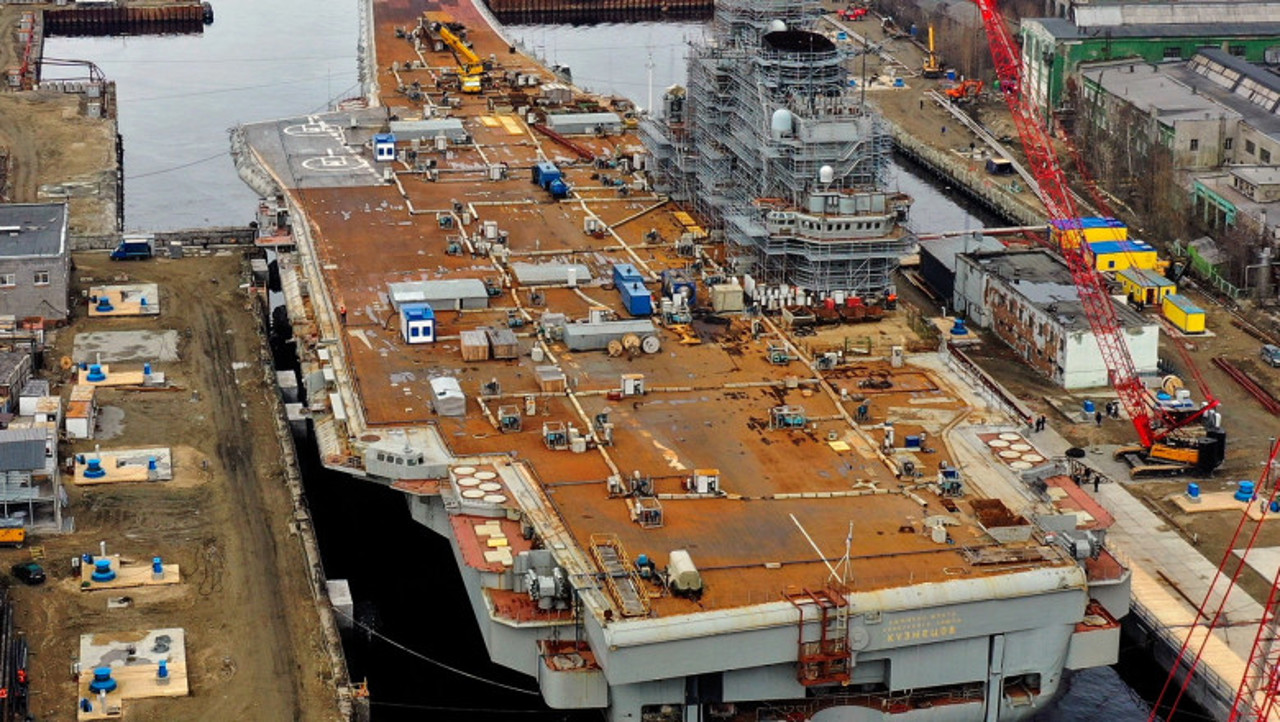 Unicul portavion al Rusiei ar putea fi vândut sau dat la fier vechi. „Nu mai are rost să fie reparat”  